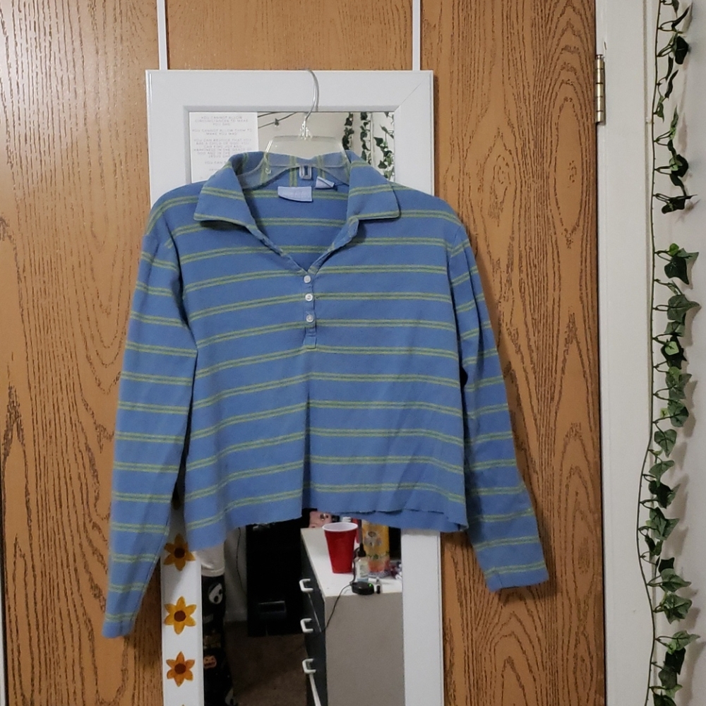 Long sleeve crop top